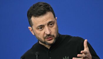 Guerre en Ukraine : Zelensky veut battre la Russie sur le « champ de bataille » en 2025, mais pas seulement