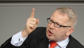 Linke will Johannes Kahrs im Zeugenstand sehen