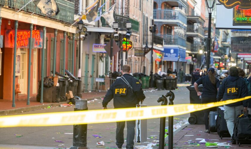 Un Tesla Cybertruck explose devant un hôtel Trump et fait un mort à Las Veg…