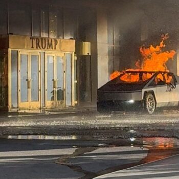 Cybertruck von Tesla explodiert vor Trump-Hotel – „So etwas haben wir noch nie gesehen“