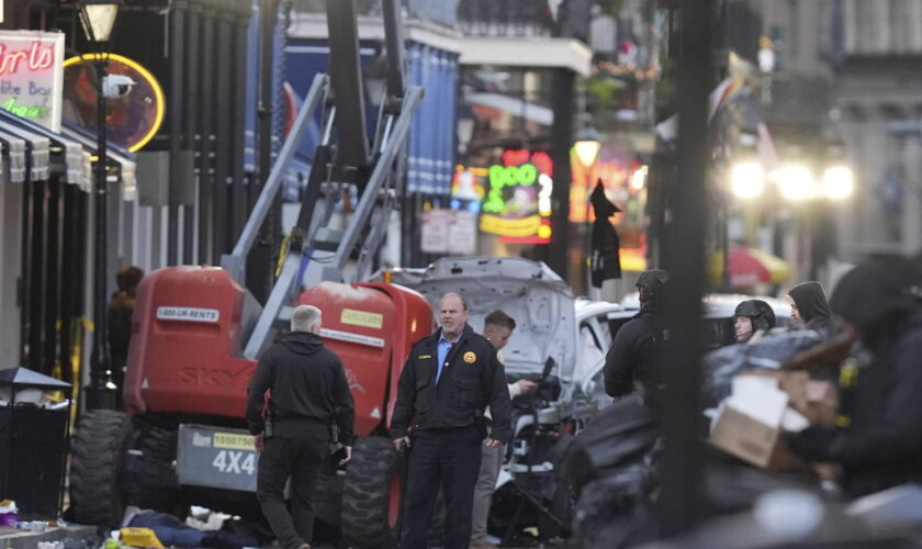 Attaque à la Nouvelle-Orléans, en direct : 15 morts et 35 blessés, le profil du suspect "inspiré" par Daesh inquiète