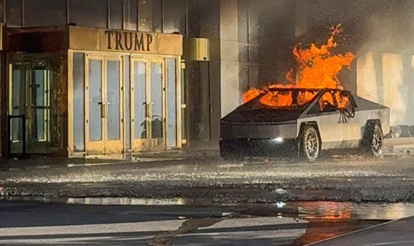 Un Cybertruck de Tesla explose devant un hôtel Trump à Las Vegas