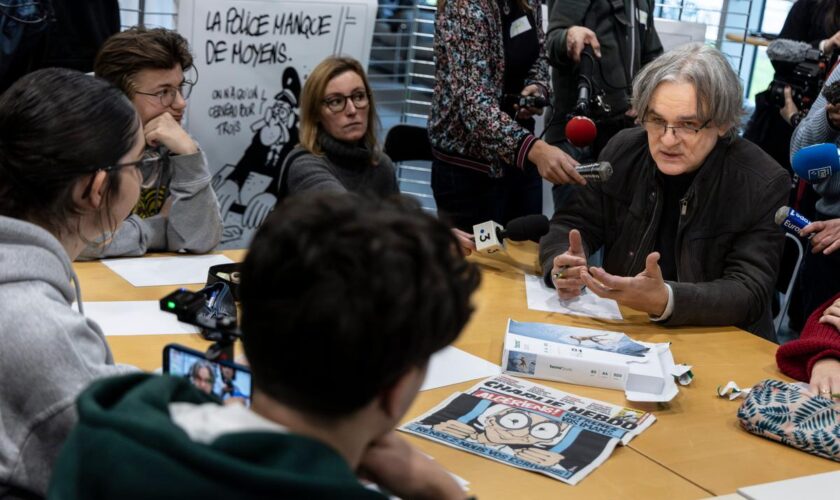 « Ces dessins, ça n’a jamais trop été mon délire » : la jeunesse de moins en moins « Charlie » ?