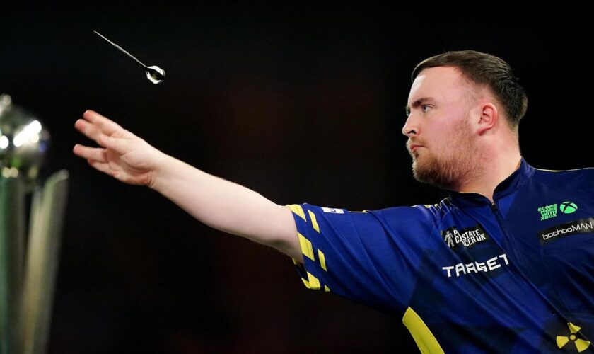 Darts: Luke Littler gewinnt Darts-Weltmeisterschaft