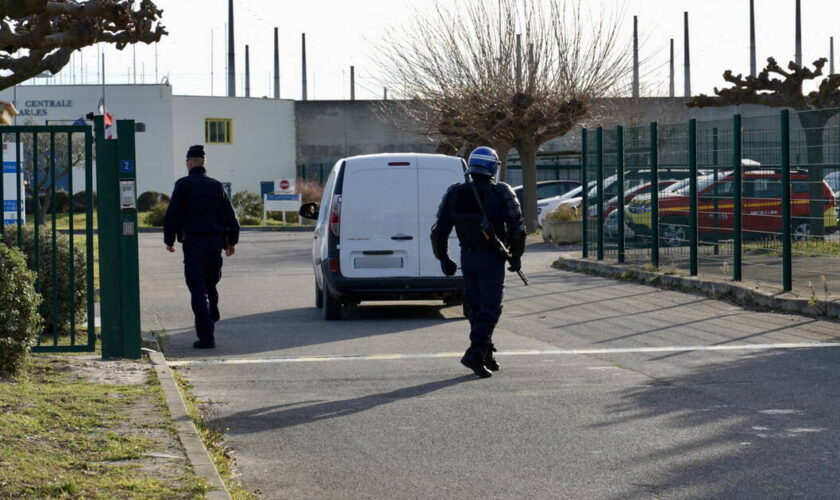 Mort de David Lodge, prise d’otages dans une prison à Arles, Paris menacée de «blocage» par la Coordination rurale… L’actu de ce vendredi 3 janvier