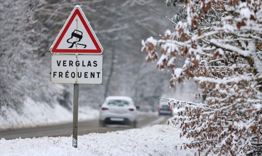 Météo : 30 départements du quart nord-est placés en vigilance orange neige-verglas