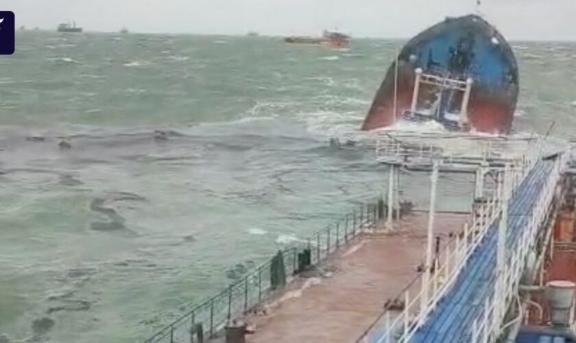 Nach Tankerunglück: Tonnenweise Öl breitet sich weiter im Schwarzen Meer aus