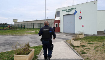 Prise d’otages à la prison d’Arles : le détenu s’est rendu, les cinq personnes retenues ont été libérées