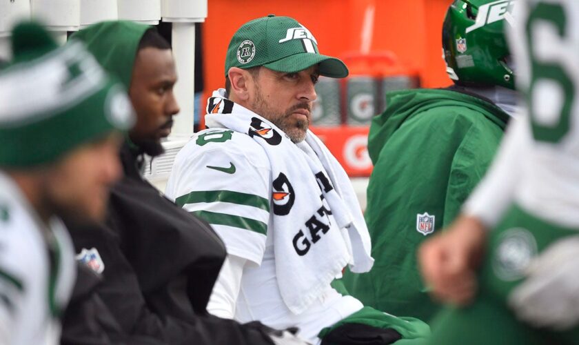 Aaron Rodgers fined $11,255 ahead of finale of Jets' abysmal season