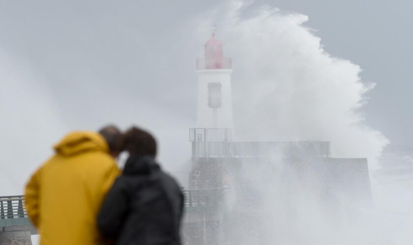 Vigilance orange vents : la tempête Floriane soumet l’Hexagone à un fort coup de vent cette nuit