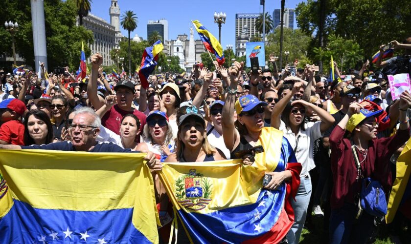 Venezuela: Opposition in Venezuela ruft zu Massenprotesten gegen Maduro auf