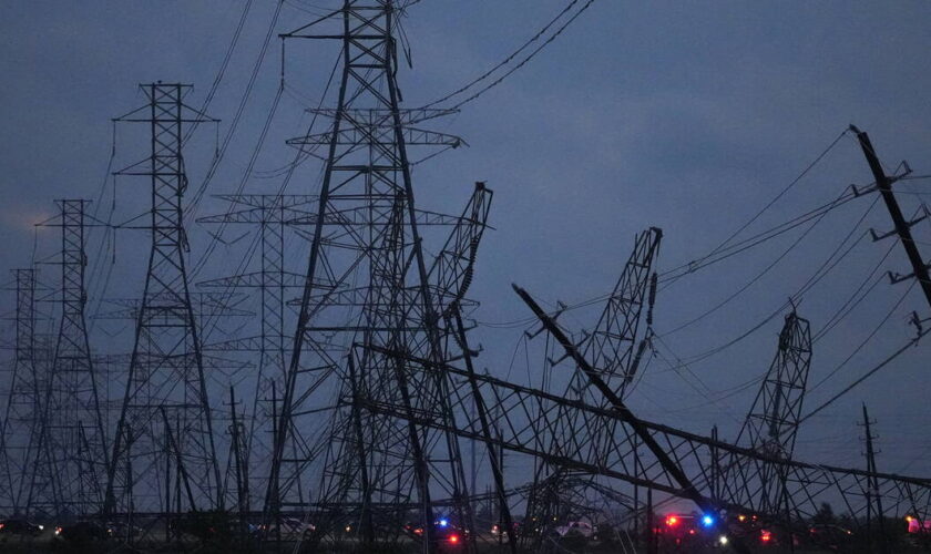 Etats-Unis : les images impressionnantes de la tempête «exceptionnelle» qui a fait 4 morts à Houston