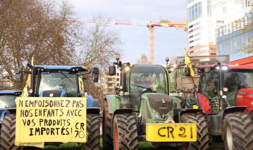 Mercosur : des tracteurs de la Coordination rurale bloqués près de Paris