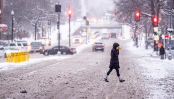 Wintereinbruch: Sieben US-Bundesstaaten rufen wegen Schnee und Blitzeis Notstand aus