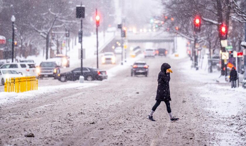 Wintereinbruch: Sieben US-Bundesstaaten rufen wegen Schnee und Blitzeis Notstand aus