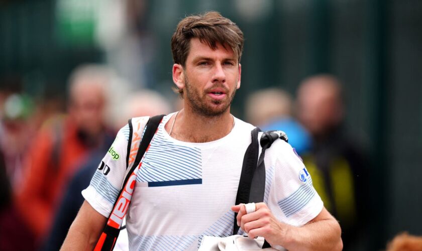 Cam Norrie knocked out of ASB Classic in Auckland, hits spectator with racquet