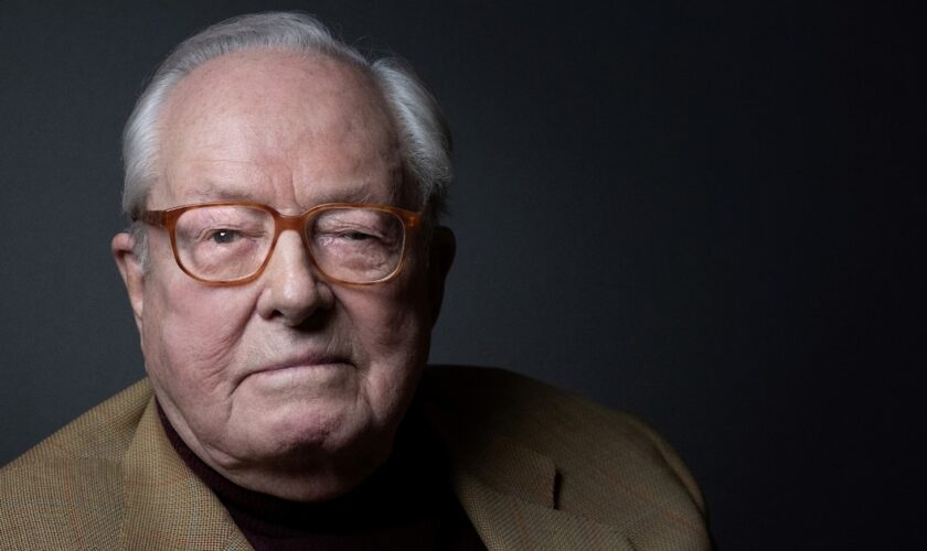 Portrait de Jean-Marie Le Pen le 2 février 2022 à Rueil-Malmaison (Hauts-de-Seine)