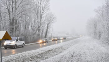 Neige-verglas : jusqu'à 20 cm attendus, 5 départements placés en vigilance orange par Météo France