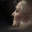 « Beaucoup de gens qui l’aiment le pleurent ici-bas » : Marine Le Pen évoque la mort de son père, les obsèques prévues samedi