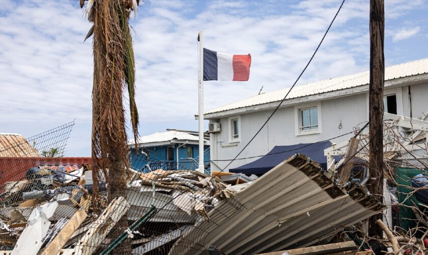 Les dégâts du cyclone Chido à Dzaoudzi, à Mayotte, le 28 décembre 2024