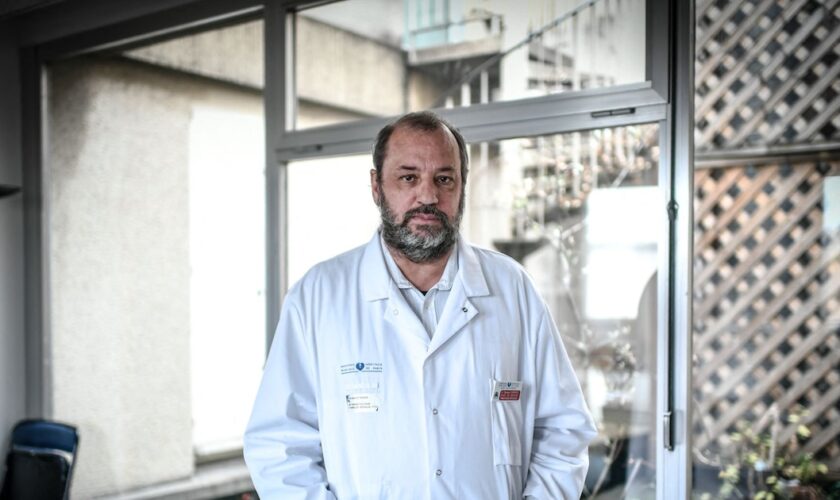 Le Pr Renaud Piarroux est épidémiologiste, chef de service de parasitologie à l'hôpital de la Pitié-Salpêtrière à Paris, et spécialiste de la gestion des épidémies.