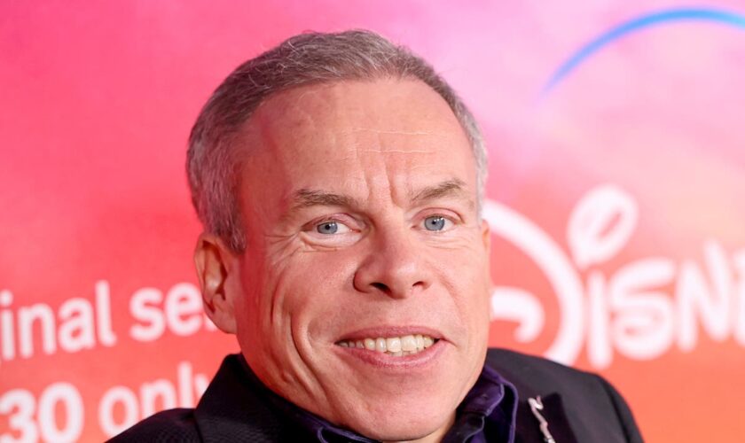 Warwick Davis to honoured with Bafta fellowship for championing the voices of people with dwarfism