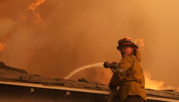 Incendies à Los Angeles, Venezuela et TikTok : les informations de la nuit