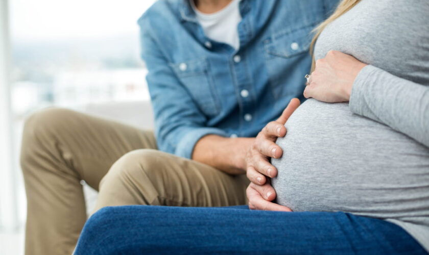 Dans le ventre, les bébés manipulent leur mère avec les gênes de leur père