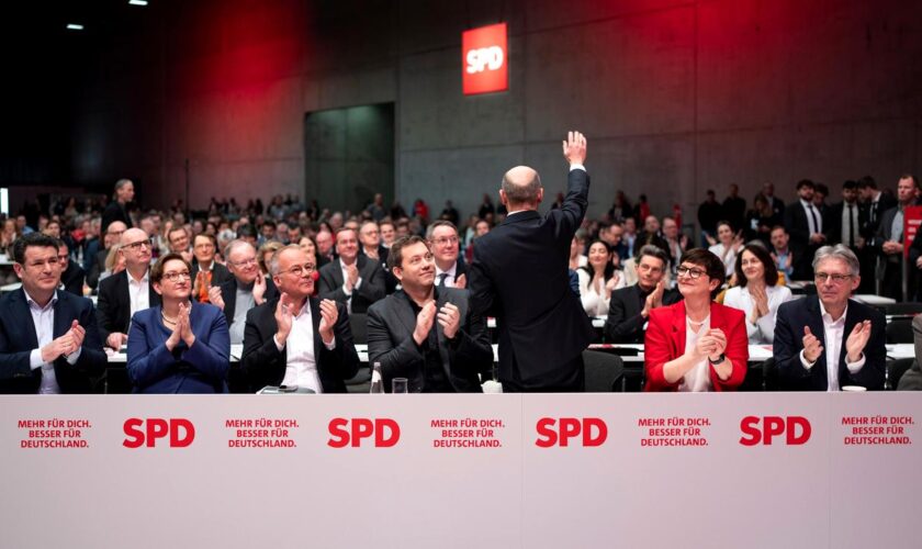 SPD-Parteitag: Gegen Merz, gegen Musk, und ein bisschen auch für Olaf