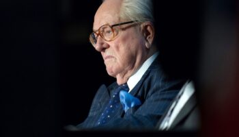 L'ex-président du Front national (FN) Jean-Marie Le Pen, à Vineuil le 15 mai 2014