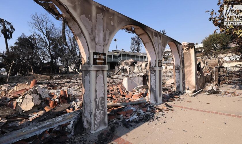 Rep. Chu leads tour of Eaton Fire destruction: 'We as Californians have each other’s backs'