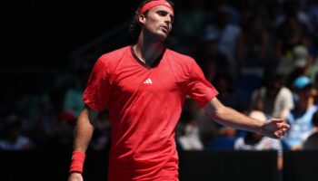 Tennis: Stefanos Tsitsipas scheidet überraschend bei Australian Open aus