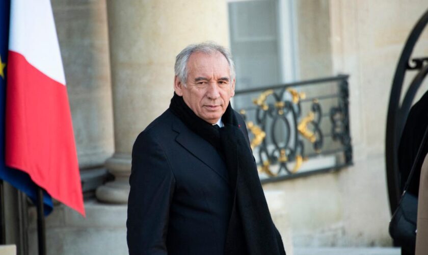 Comment le PS pourrait sauver le soldat Bayrou