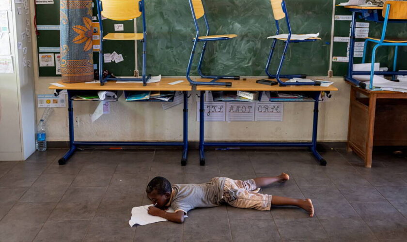 Mayotte : pas de rentrée scolaire pour les enseignants avant la semaine du 20 janvier, affirme Elisabeth Borne