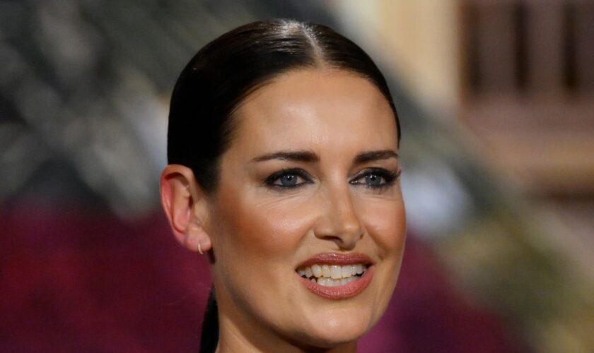 Kirsty Gallacher defends herself after letting child play on frozen lake during family walk