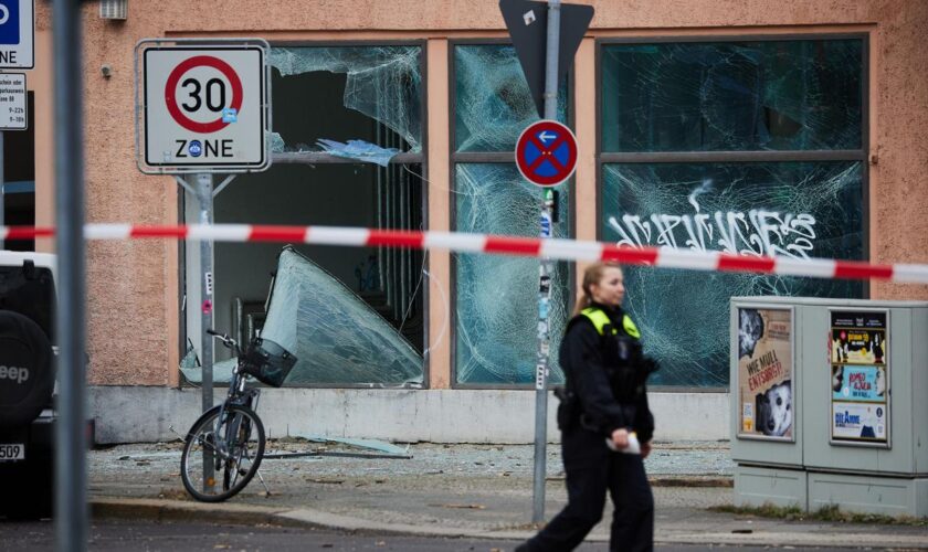 Silvester in Berlin: Razzia in Berlin nach Explosion von Kugelbombe an Silvester