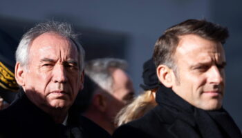 Discours de Bayrou à l'Assemblée : un coup de pression de Macron sur deux sujets cruciaux