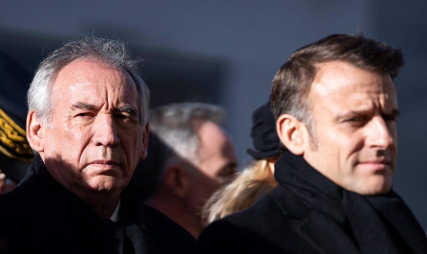 Discours de Bayrou à l'Assemblée : un coup de pression de Macron sur deux sujets cruciaux