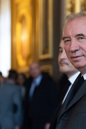 Réforme des retraites : l'âge de départ gelé à 62 ans ? Ce que prévoit la "remise en chantier" voulue par Bayrou