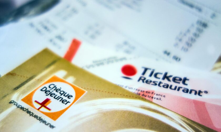 Tickets-restaurants : faire ses courses alimentaires reste autorisé jusqu’à fin 2026