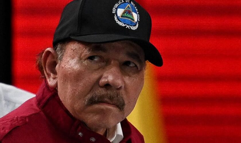 Au Nicaragua, le dictateur Daniel Ortega s’accorde officiellement les pleins pouvoirs