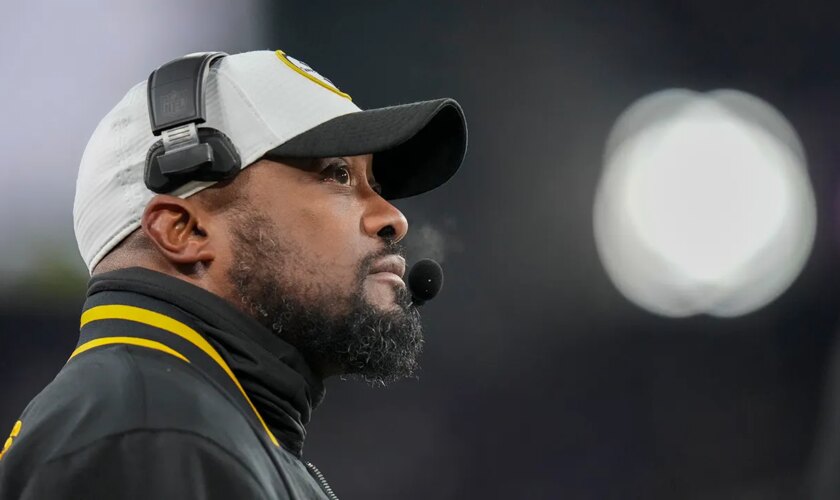 Mike Tomlin refutes claims Steelers are 'stuck,' pushes back against potential trade to different team