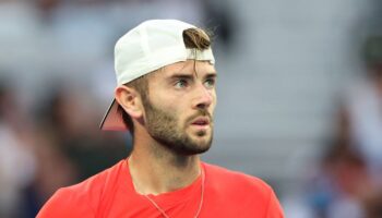 Australian Open LIVE: Jacob Fearnley vs Arthur Cazaux suspended as Jack Draper and Jodie Burrage in action