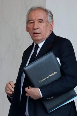 Réforme des retraites : Bayrou promet que s’il y a des « progrès » entre partenaires sociaux mais pas d’« accord général », un texte sera soumis au Parlement