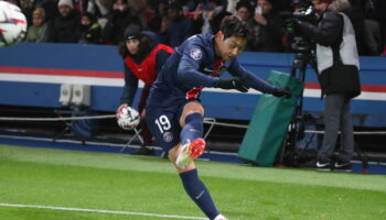 DIRECT. Espaly - PSG : les amateurs font encore mieux que tenir, soirée galère pour Paris, suivez le match