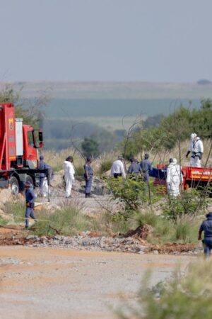 60 corps extraits en deux jours d’une mine clandestine désaffectée en Afrique du Sud