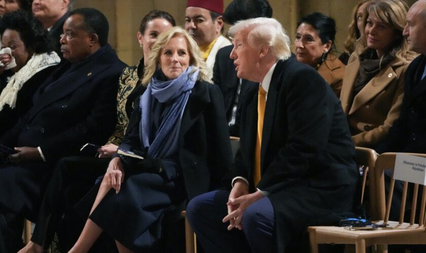 Donald Trump et Jill Biden à la réouverture de Notre-Dame, on sait ce qu’ils se sont dit