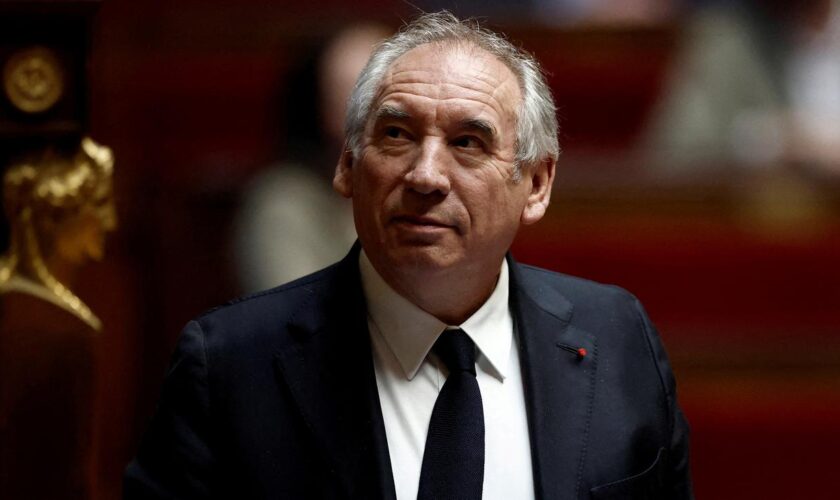 Frankreich: Frankreichs Premier François Bayrou übersteht Misstrauensvotum