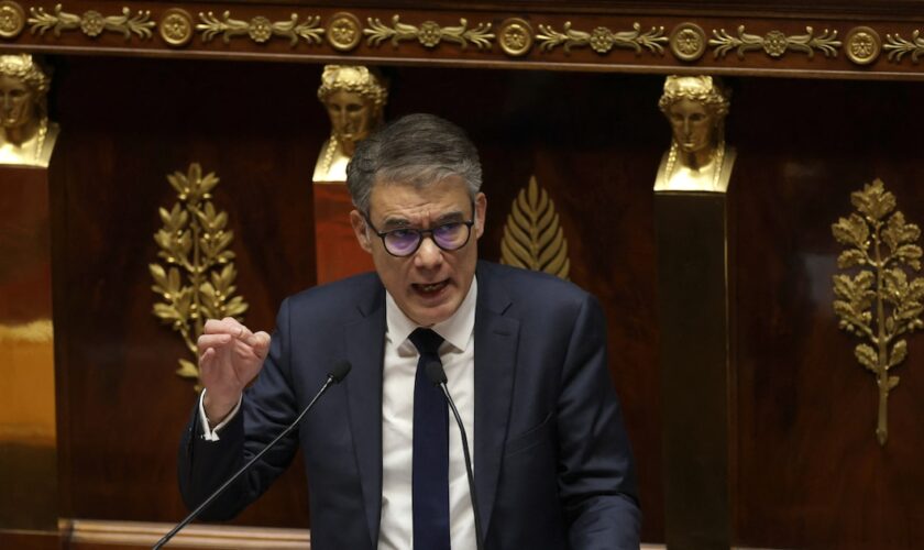 Olivier Faure lors du débat à l'Assemblée nationale sur la motion de censure déposée par les autres députés de gauche, jeudi 16 janvier 2025.