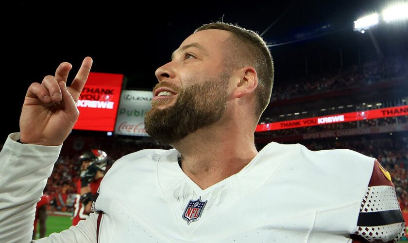 Commanders kicker Zane Gonzalez embraces OCD after viral pregame kick routine: 'It's who I am'